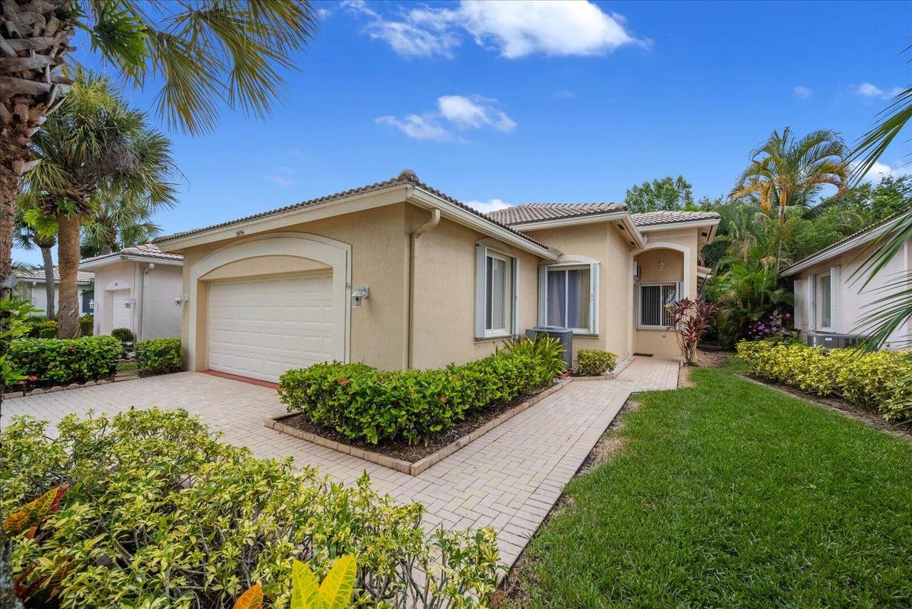 2696 Clipper Circle - Photo 1