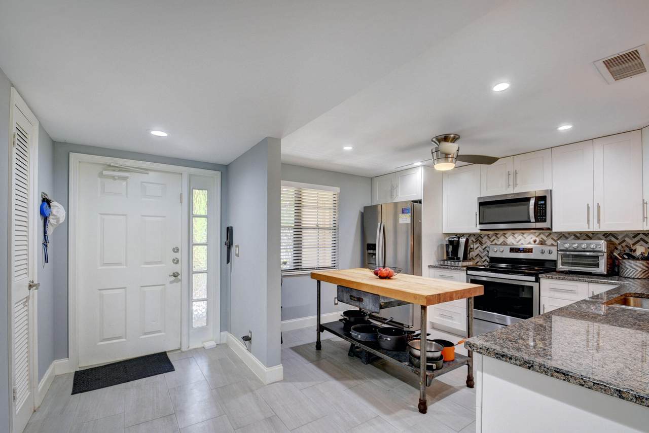 11219 Aspen Glen Drive - Photo 1