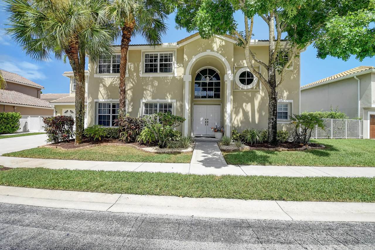 20899 Avenel Run - Photo 1