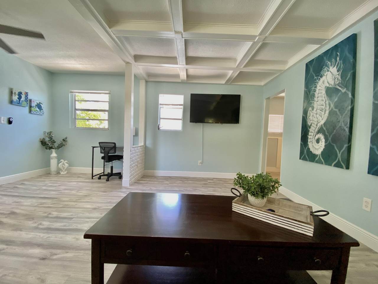 216 M Street - Photo 1