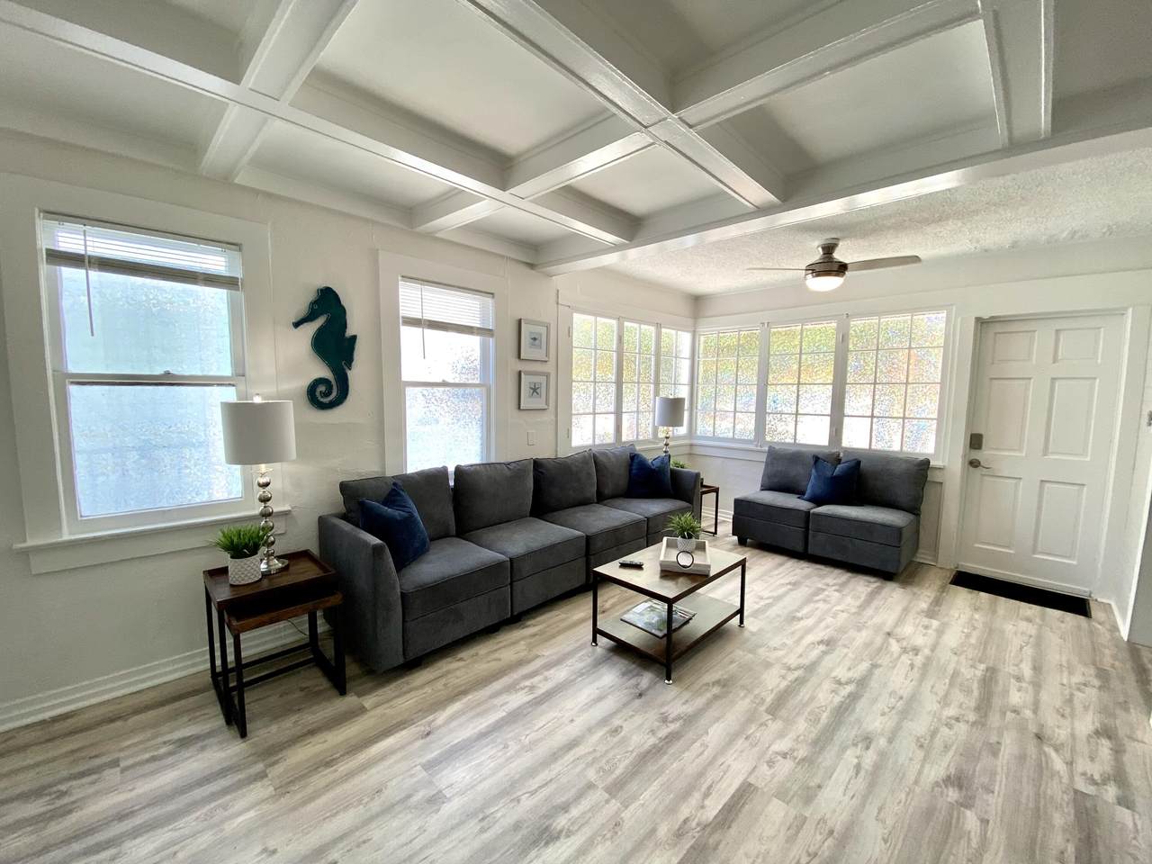 216 M Street - Photo 1