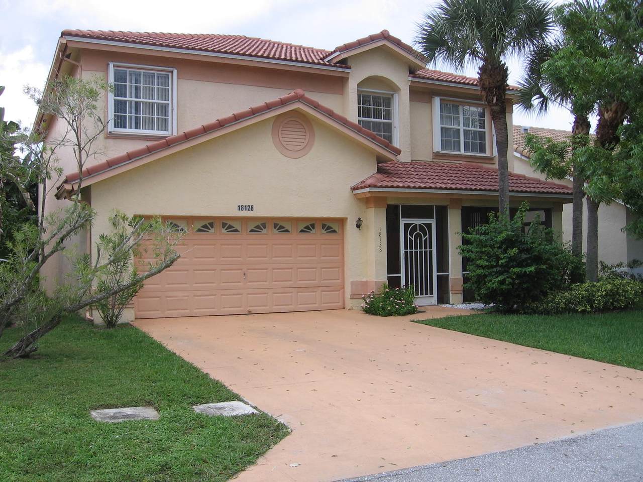 18128 Clear Brook Circle - Photo 1