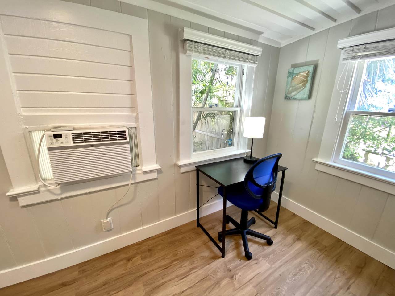 216 M Street - Photo 1