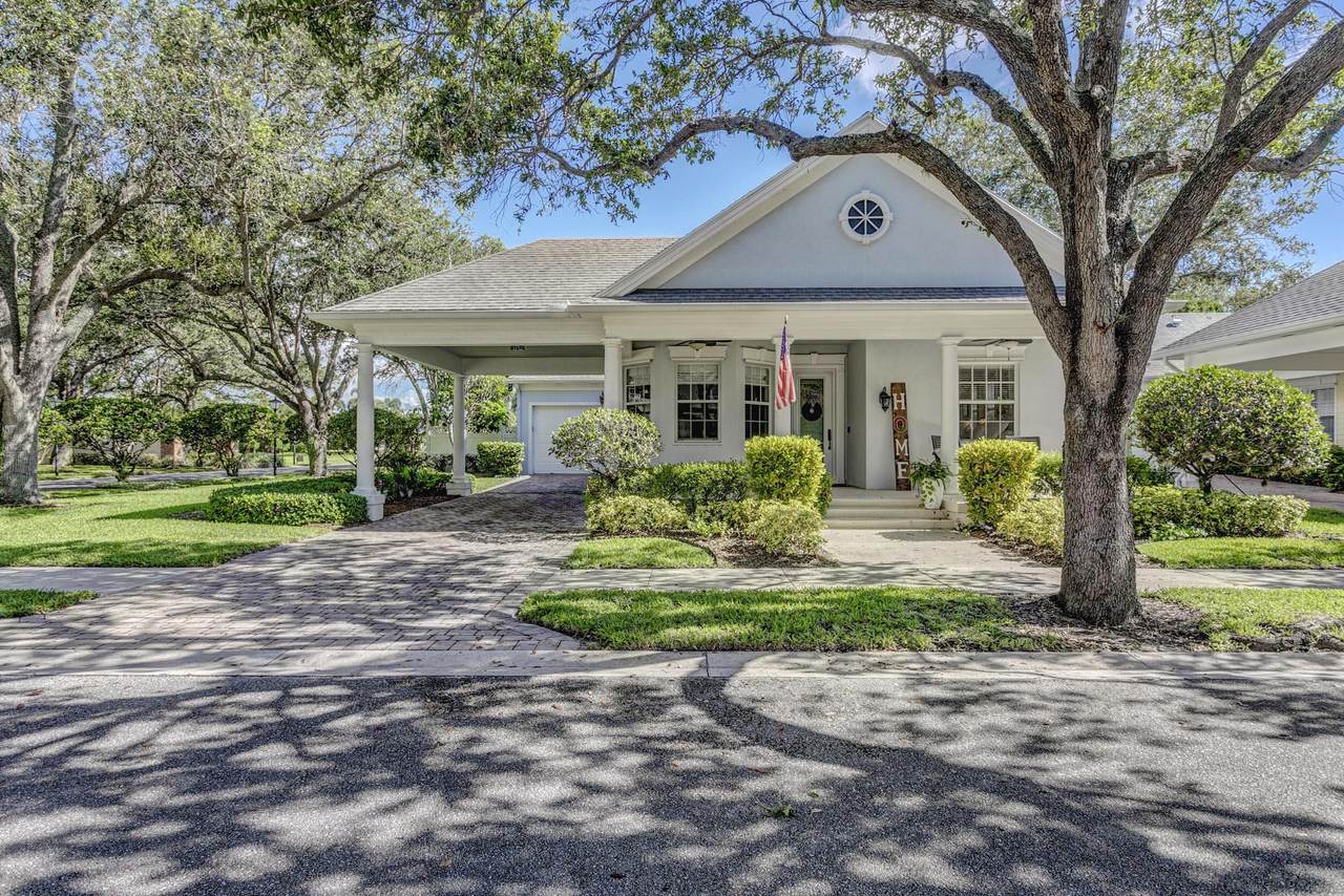 532 Sweet Bay Circle - Photo 1