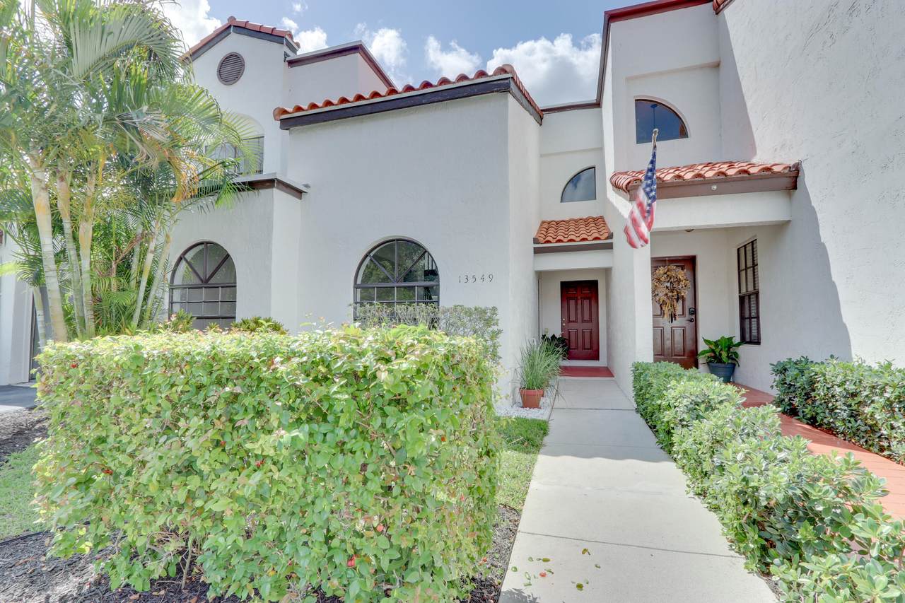13549 Fountain View Boulevard - Photo 1