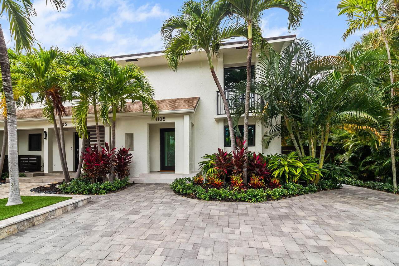 1105 Russell Drive - Photo 1