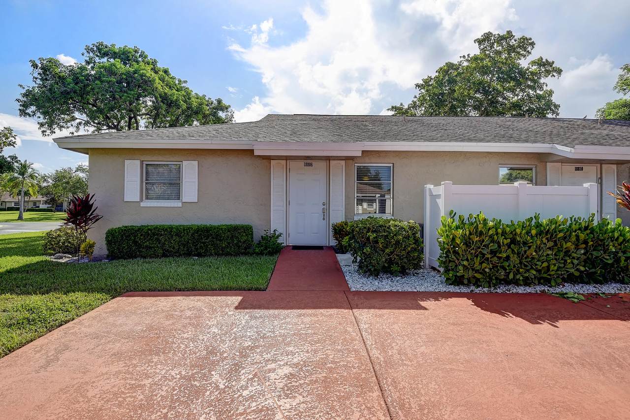18806 Schooner Drive - Photo 1