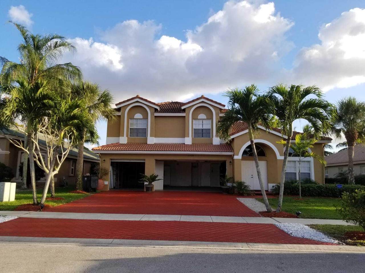 11128 Nantucket Bay Court - Photo 1