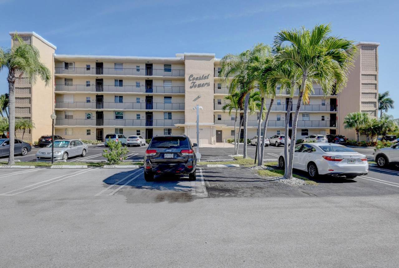 740 Ocean Avenue - Photo 1