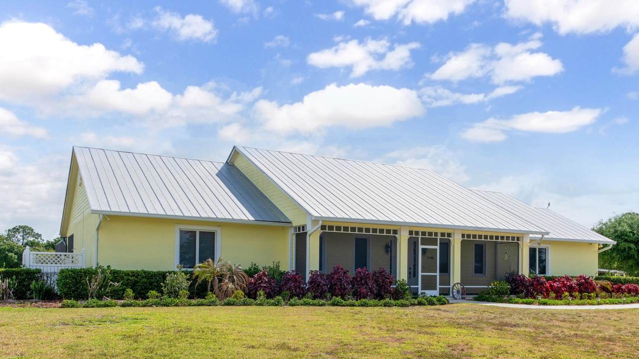 17700 Wagonwheel Lane - Photo 1