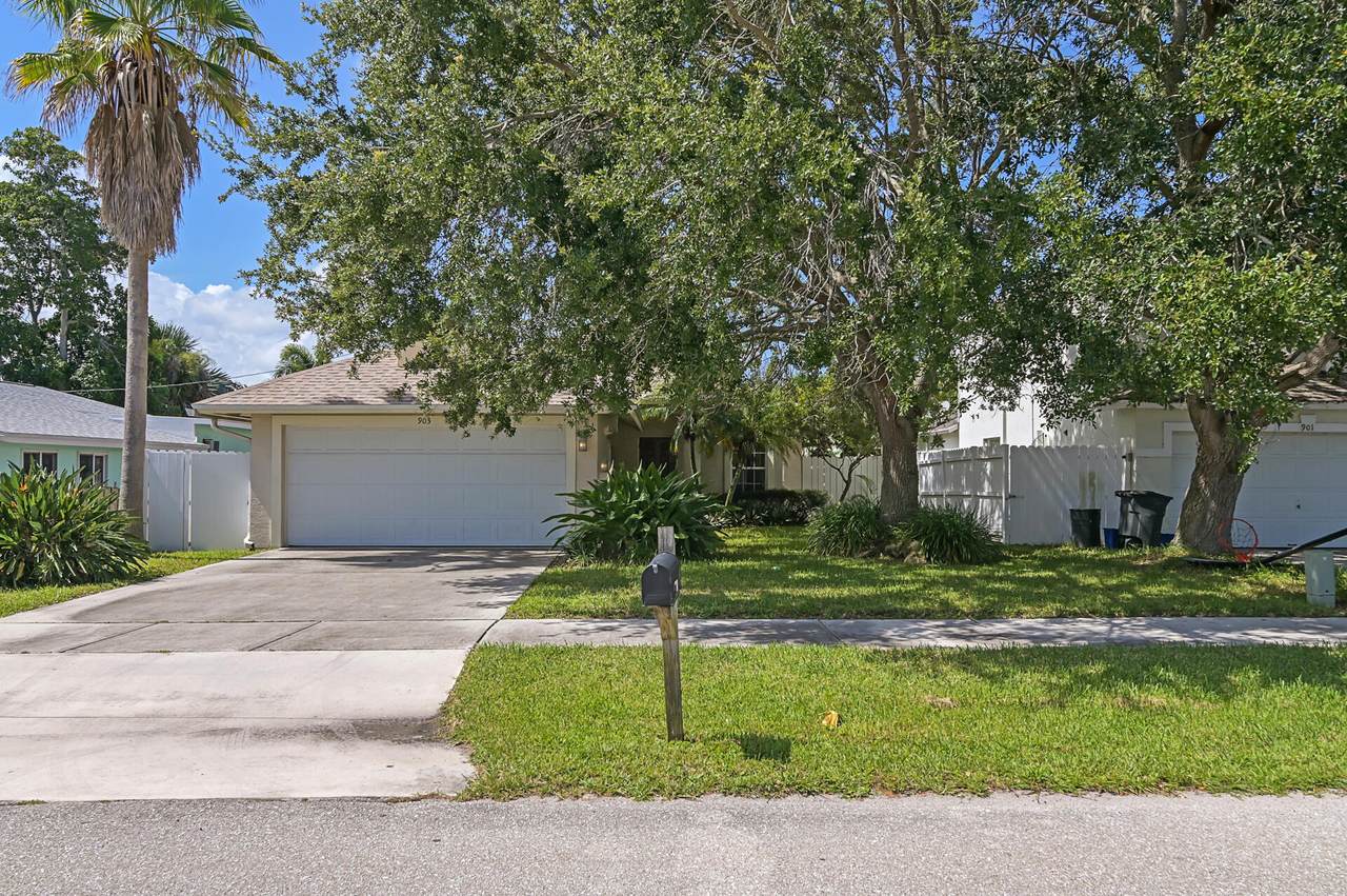 903 Hawie Street - Photo 1