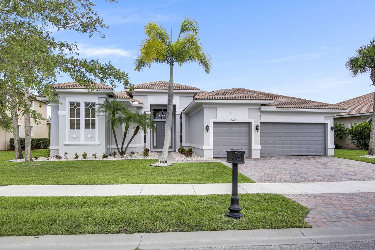10400 Azzia Way - Photo 1