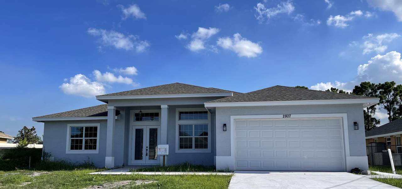 2807 South Calabria Circle - Photo 1
