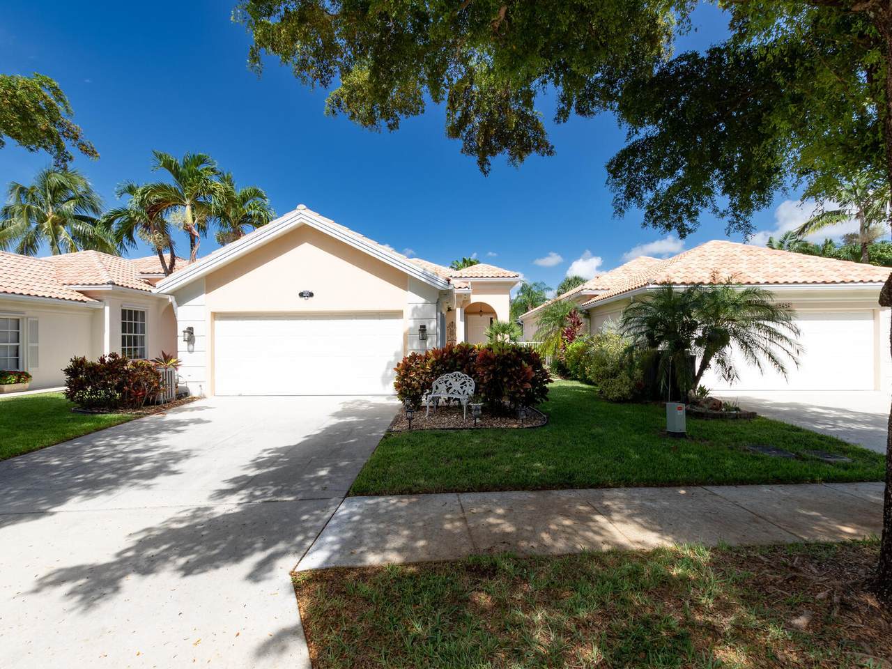 4650 Hammock Circle - Photo 1