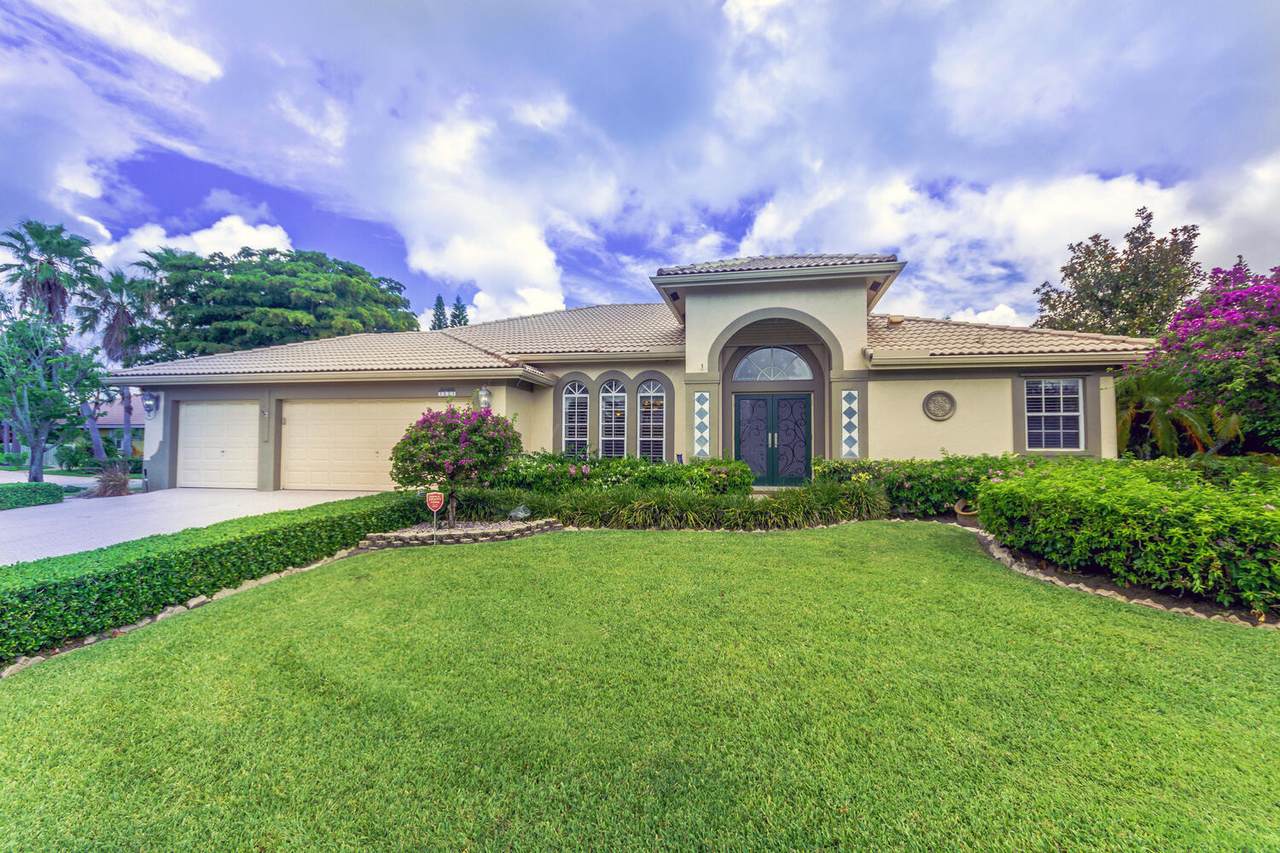 4825 Pepper Bush Lane - Photo 1