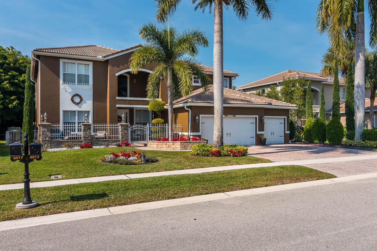 6813 Finamore Circle - Photo 1