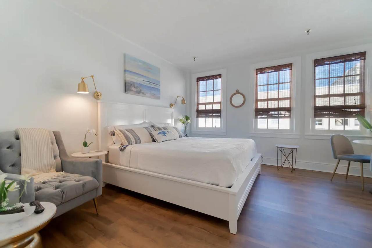 235 Sunrise Avenue - Photo 1