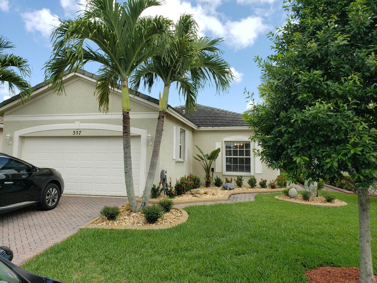 357 Coconut Key Way - Photo 1