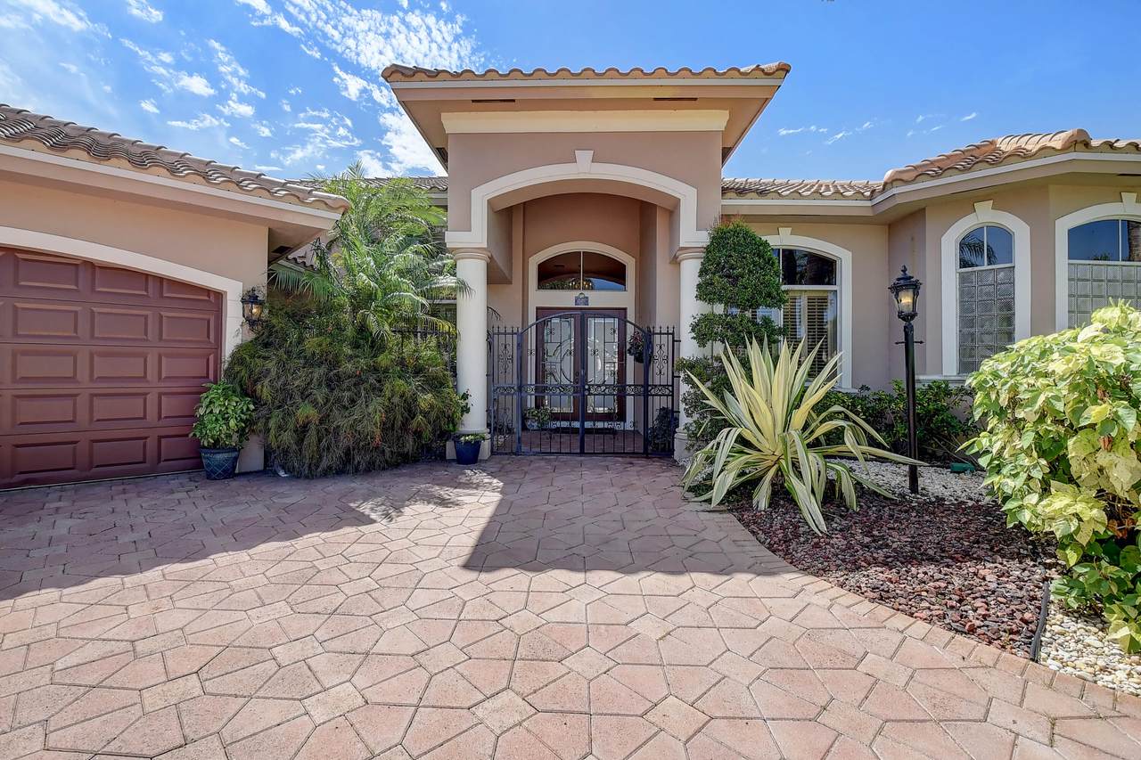 8048 Desmond Drive - Photo 1