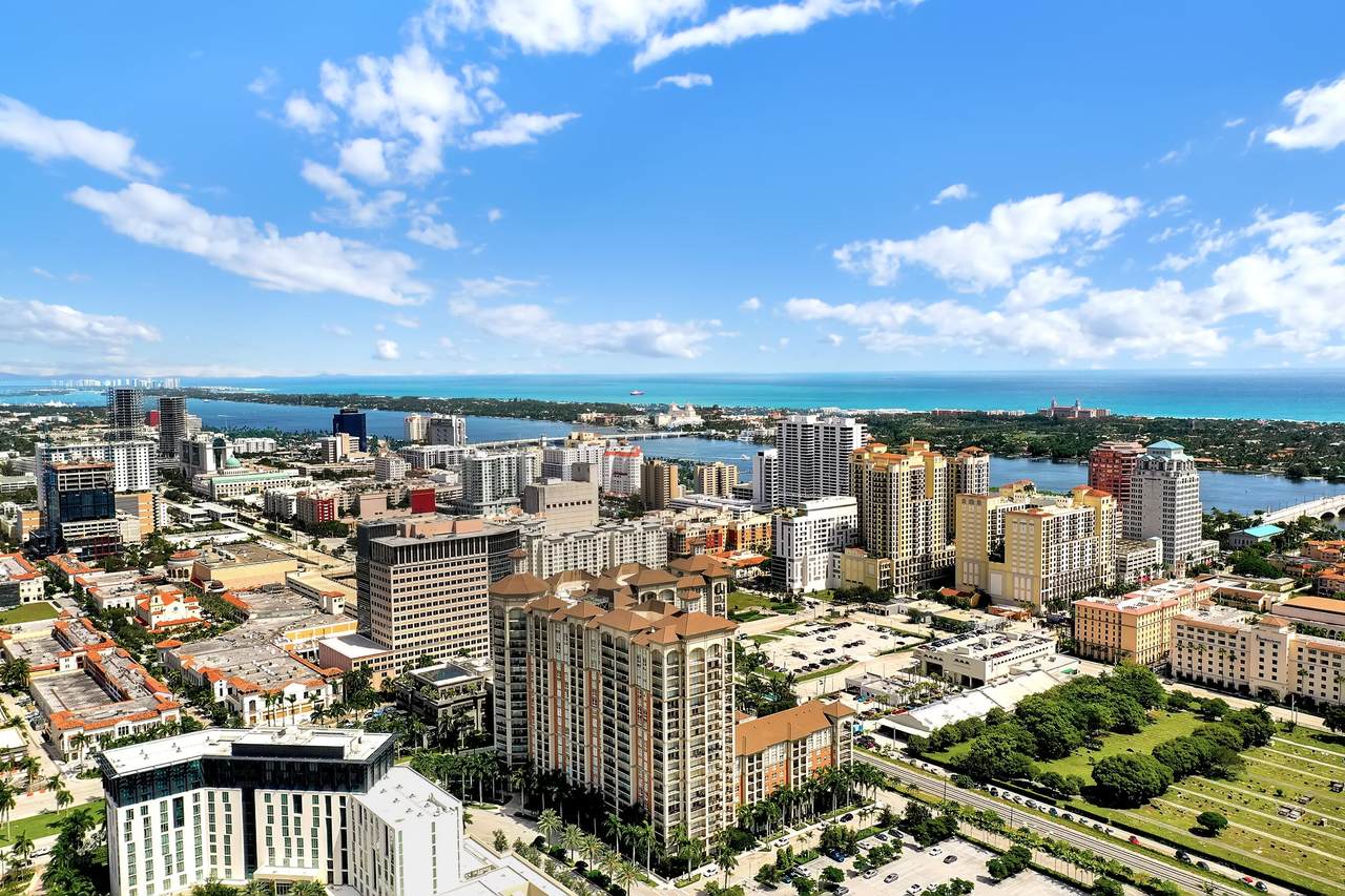 550 Okeechobee Boulevard - Photo 1