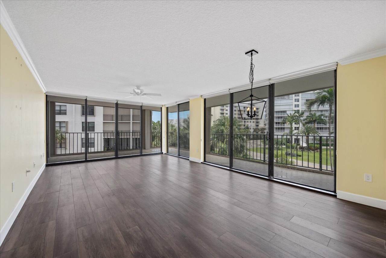 3545 Ocean Boulevard - Photo 1