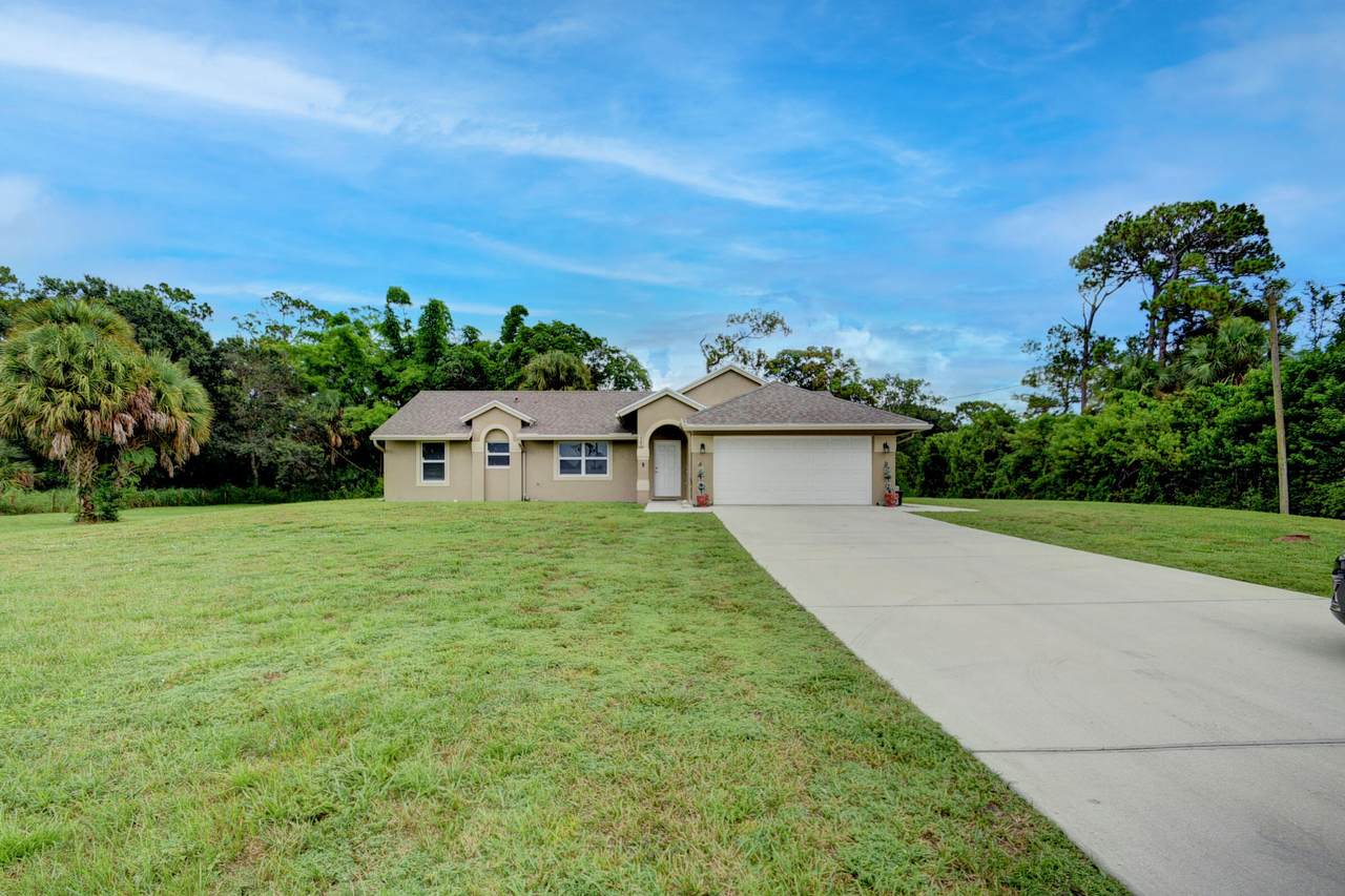 2380 C Road - Photo 1