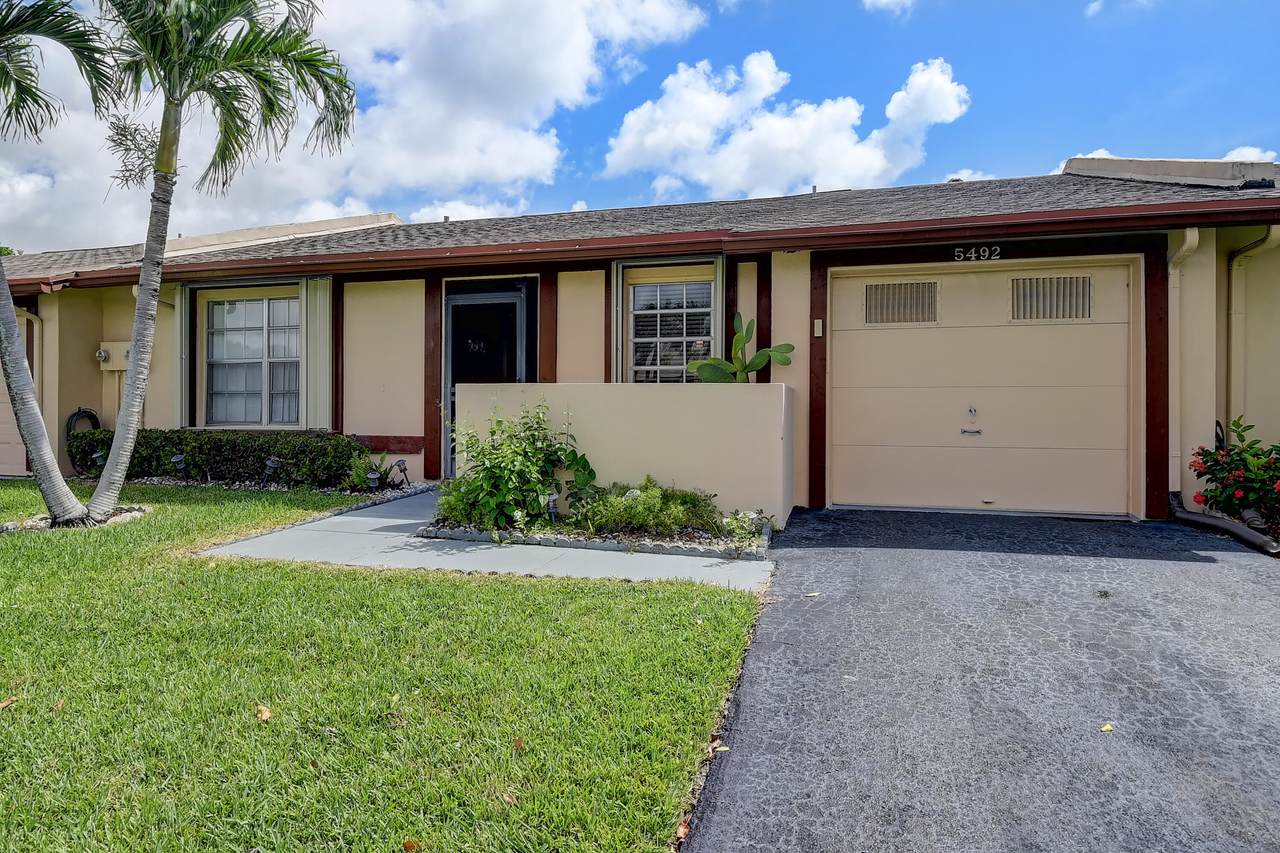 5492 Viburnum Circle - Photo 1