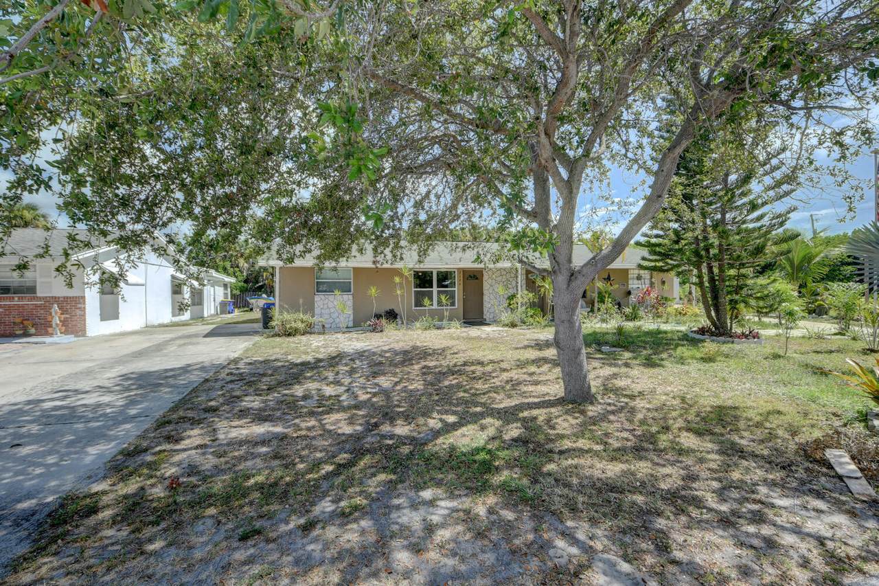 2116/2126 Rustic Place - Photo 1
