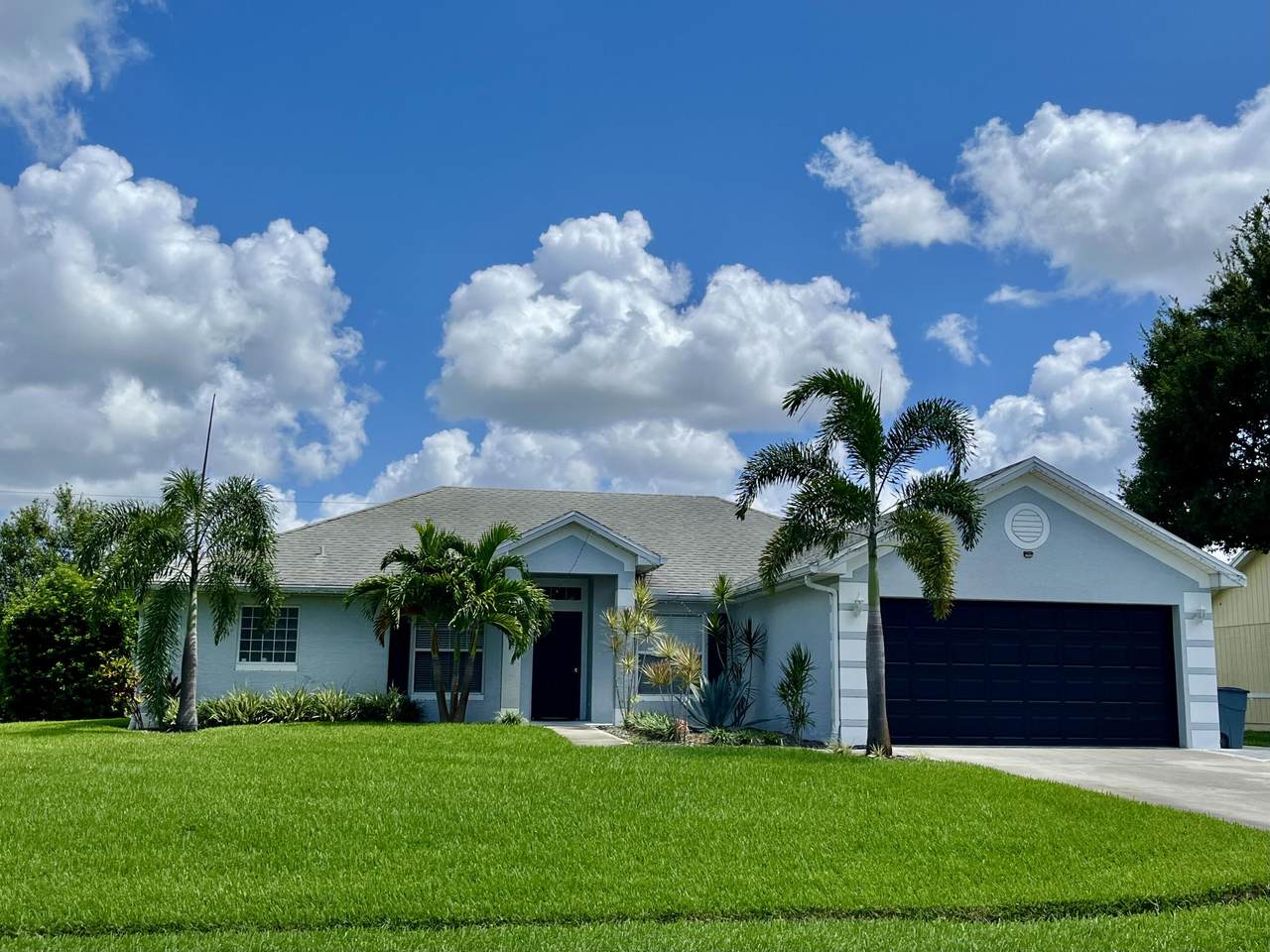 249 Aubudon Avenue - Photo 1