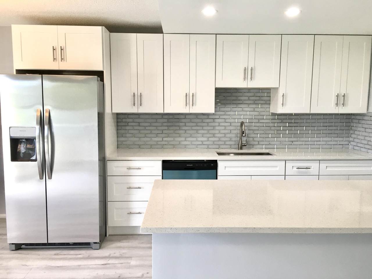 2055 Newport N - Photo 1