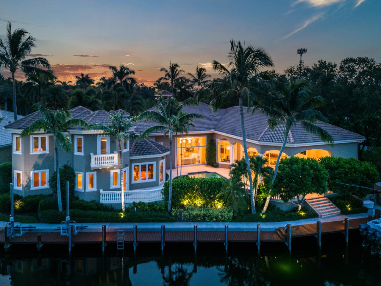 768 Harbour Isles Way - Photo 1