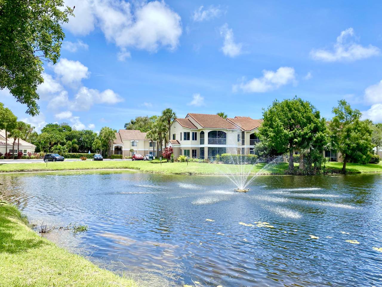 815 Boynton Beach Boulevard - Photo 1