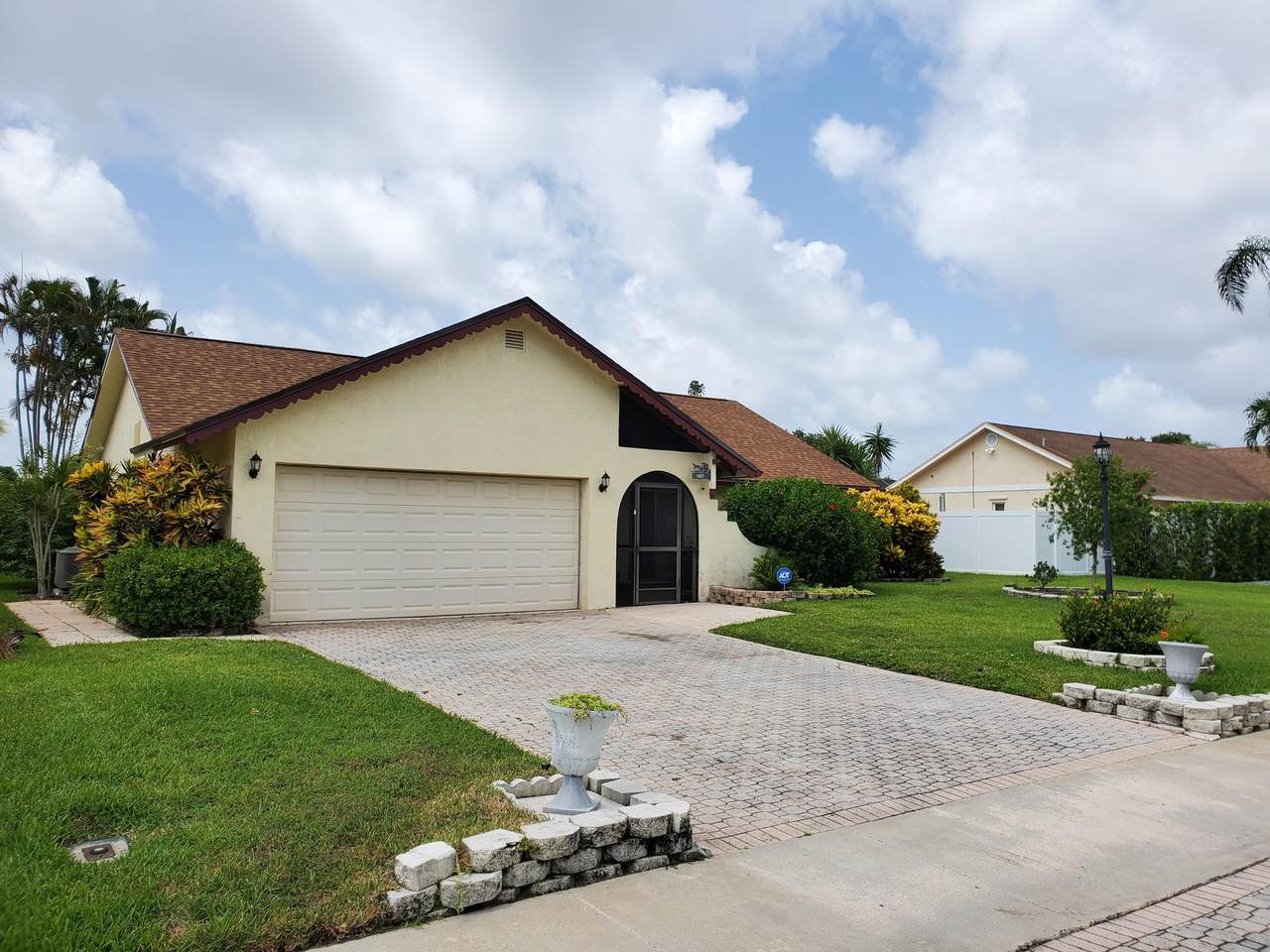 3756 9th Street - Photo 1