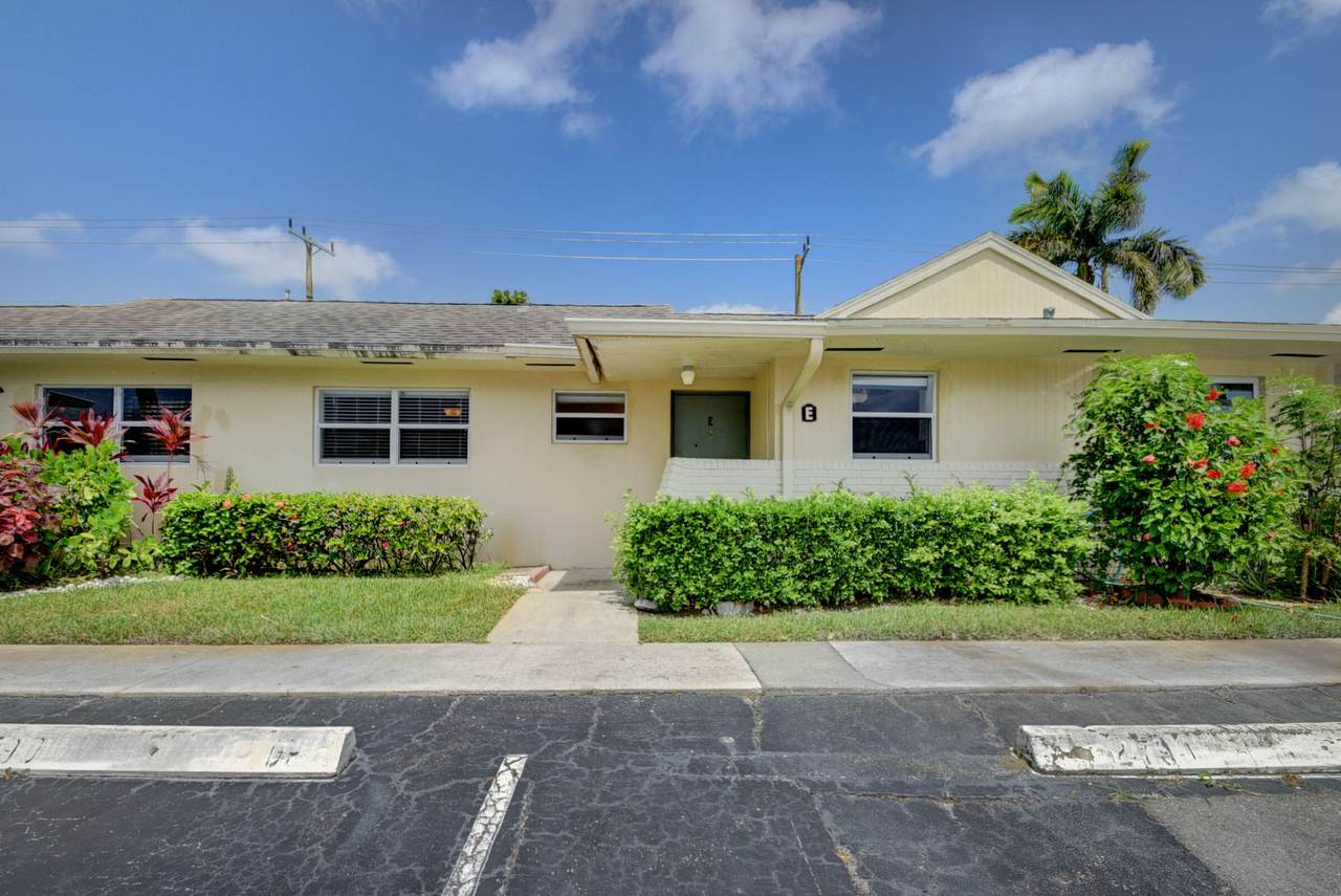 2790 Ashley Drive - Photo 1