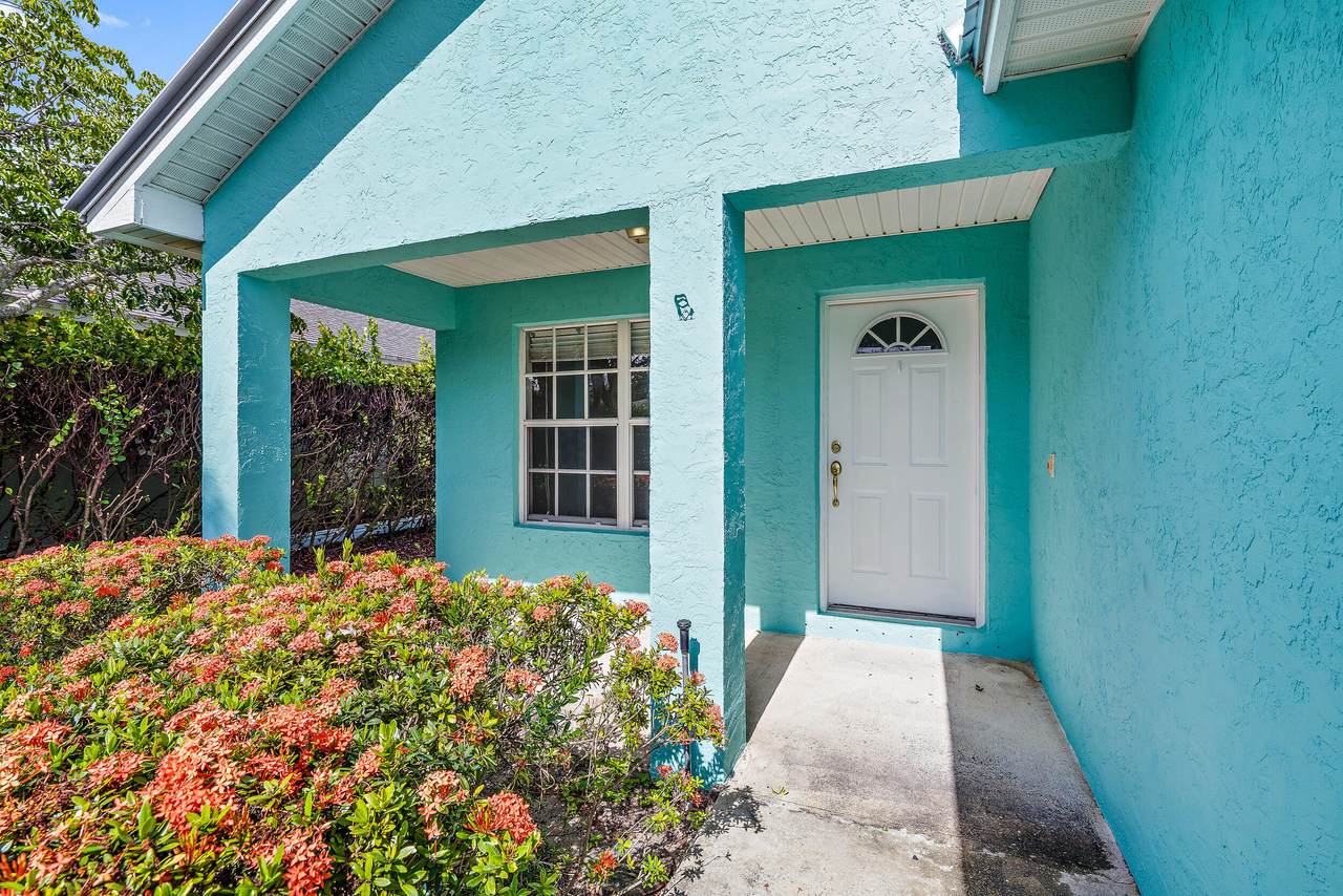 17661 Cinquez Park Road - Photo 1
