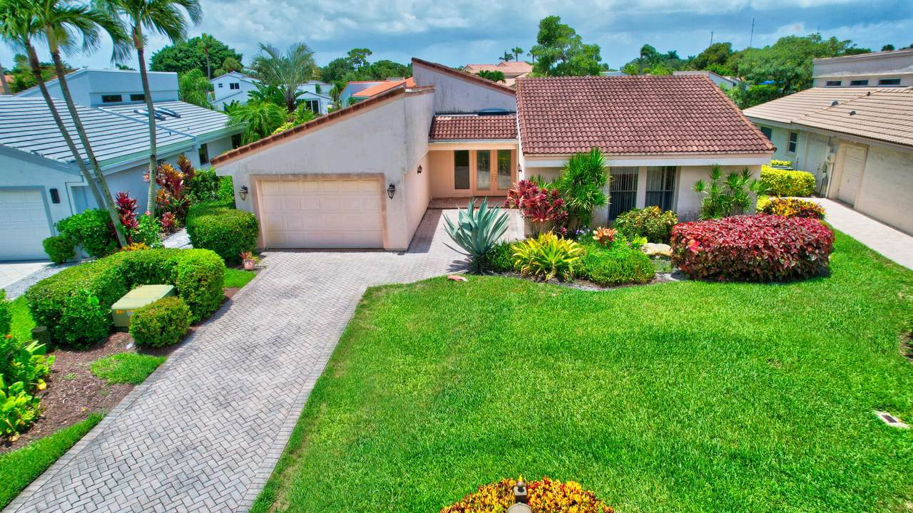 20507 Woodbridge Drive - Photo 1