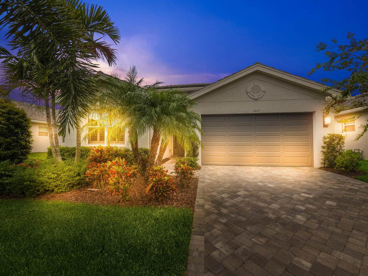 11845 Jasper Lake Way - Photo 1