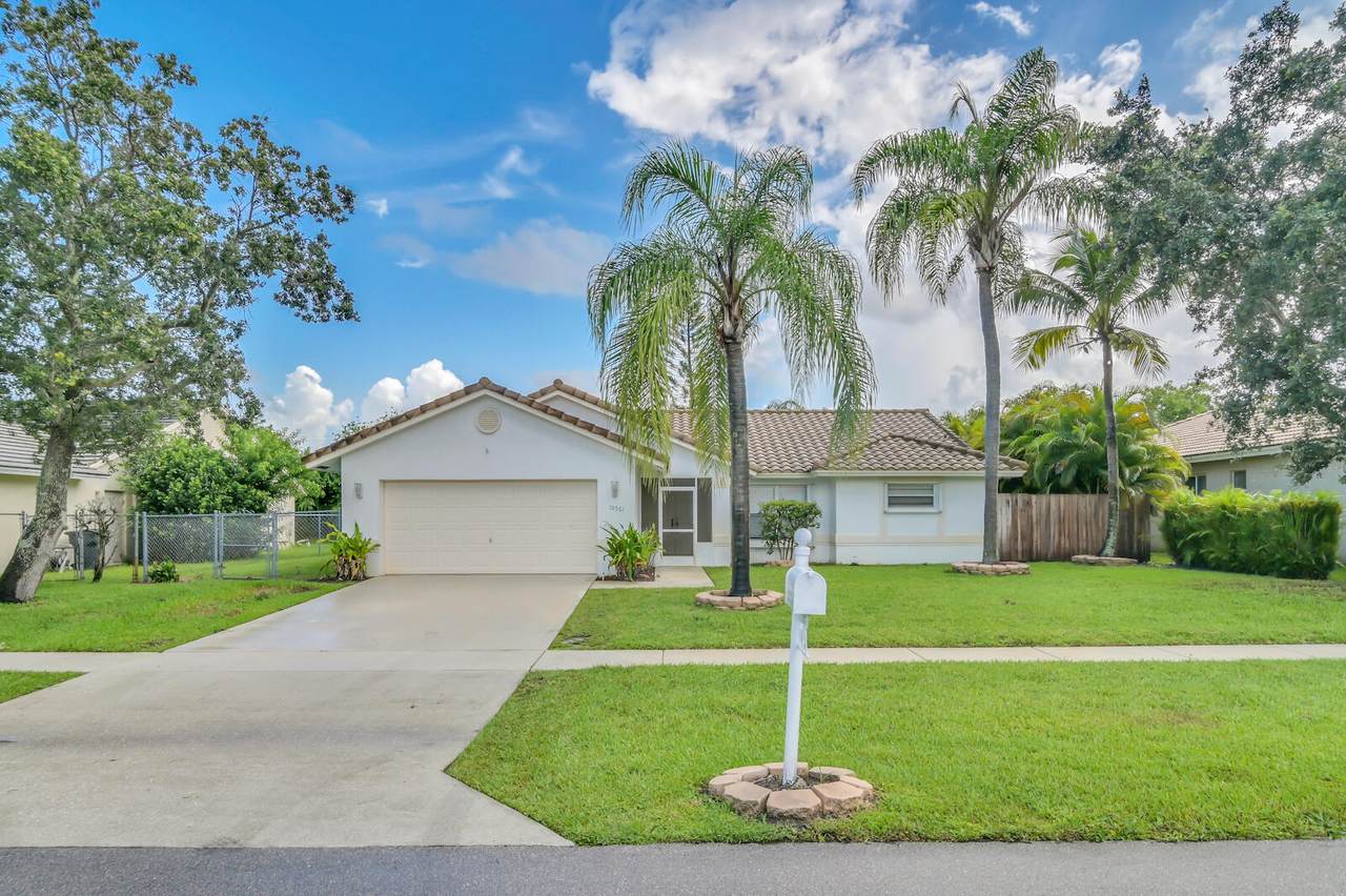 10561 Paso Fino Drive - Photo 1