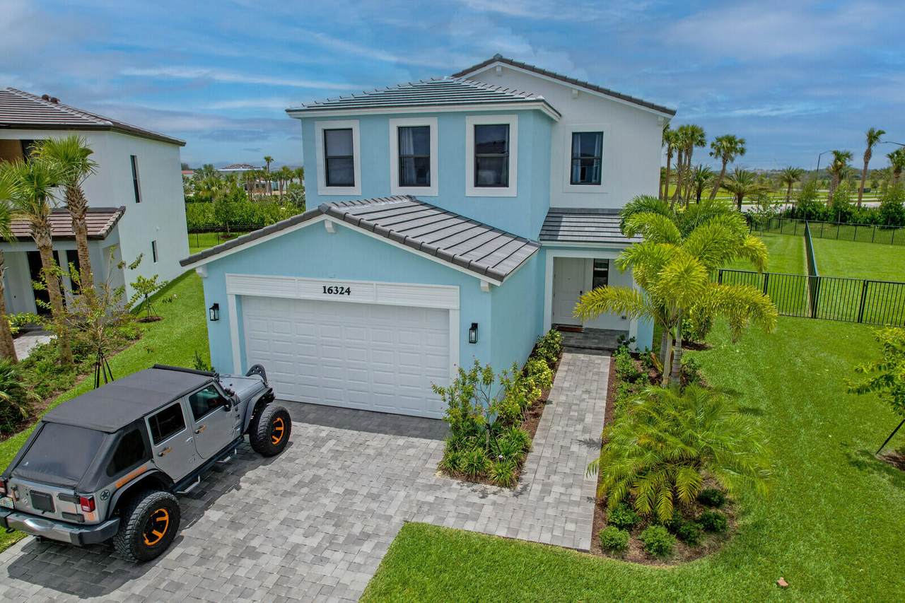 16324 Sandy Shore Drive - Photo 1