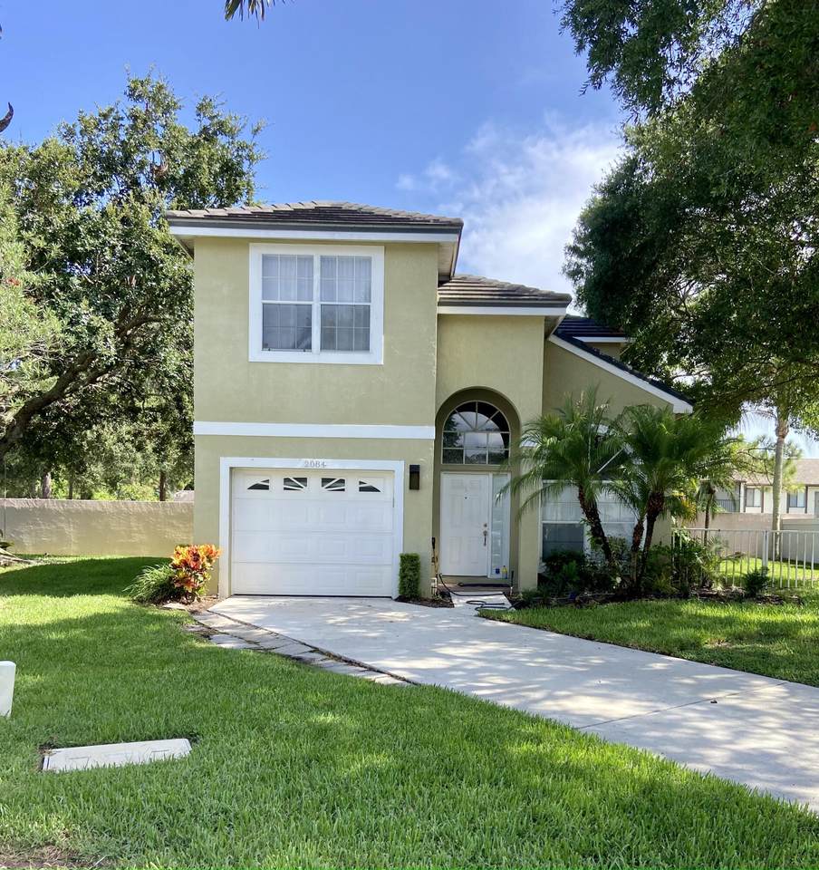 2084 Augusta Trace - Photo 1
