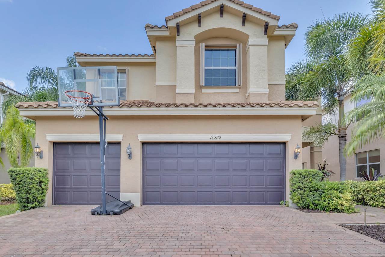 11595 Mantova Bay Circle - Photo 1
