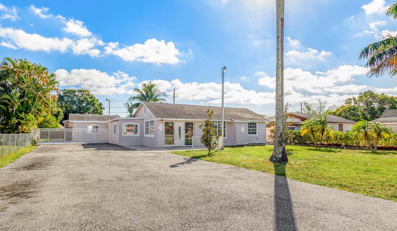 3934 Serubi Avenue - Photo 1