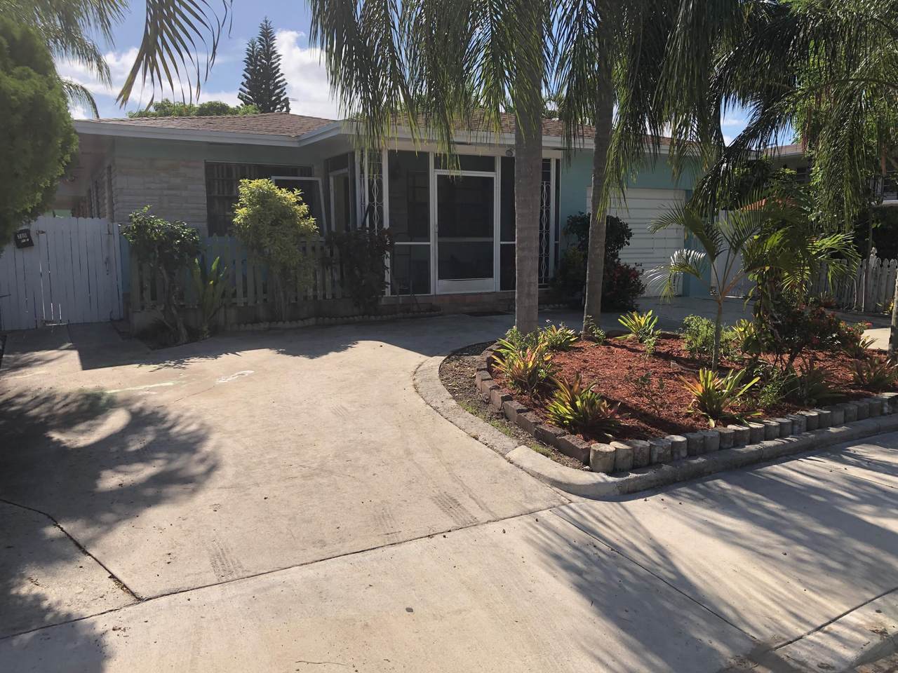 705 M Street - Photo 1
