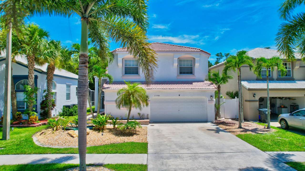 7552 Ridgefield Lane - Photo 1