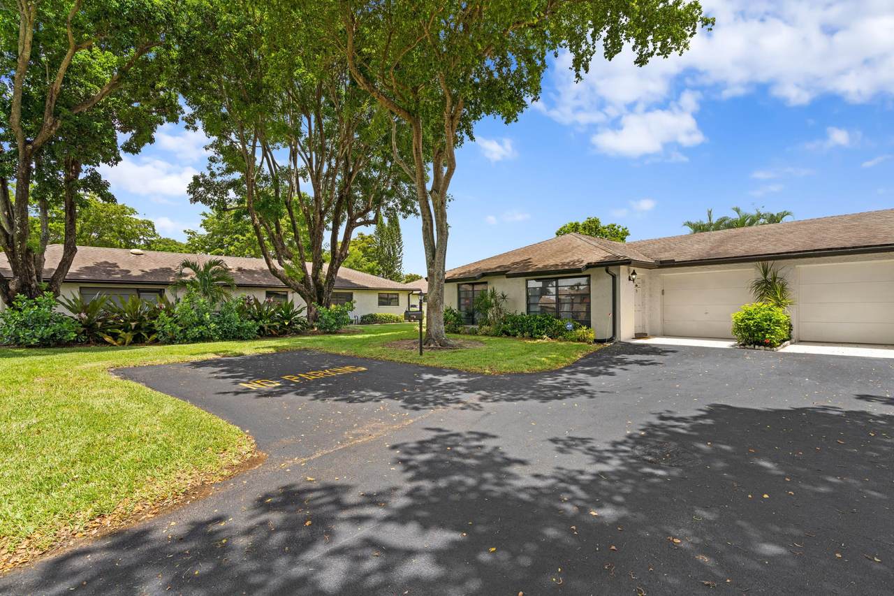 4700 Robinwood Terrace - Photo 1