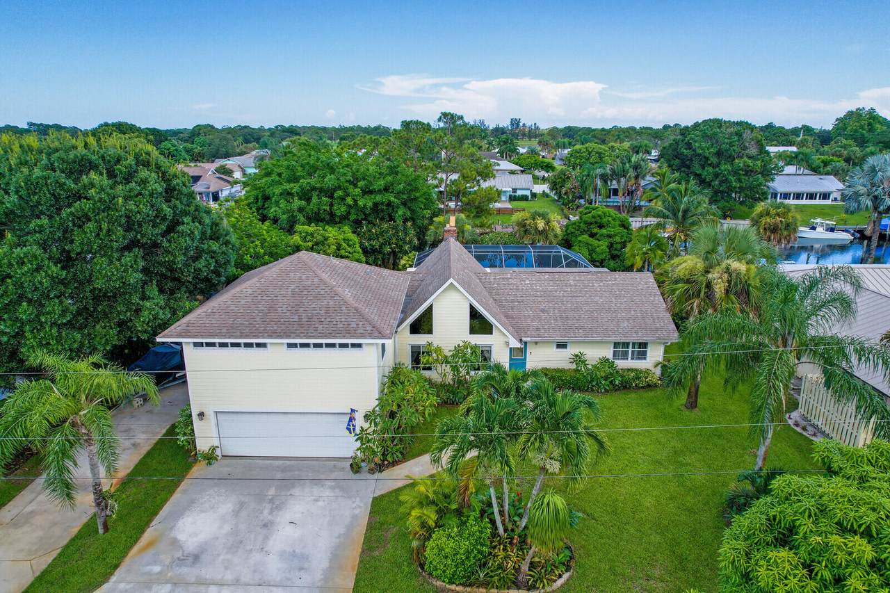 1409 Pine Tree Lane - Photo 1