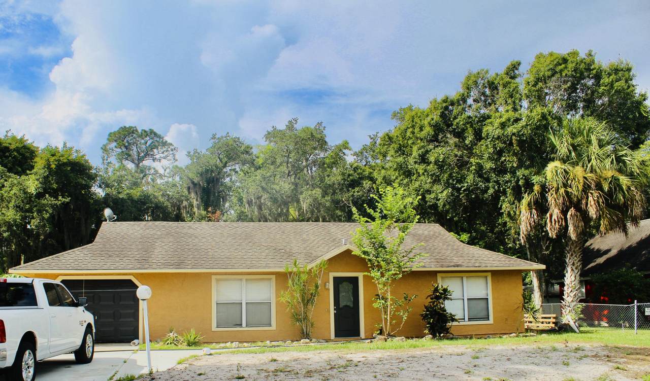 8105 Paso Robles Boulevard - Photo 1