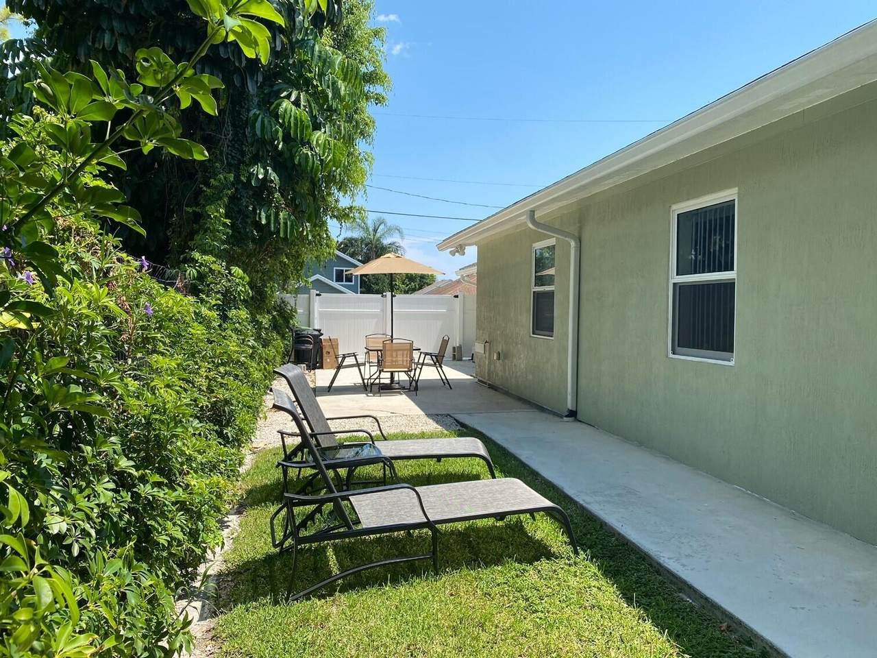6100 Francis Street - Photo 1