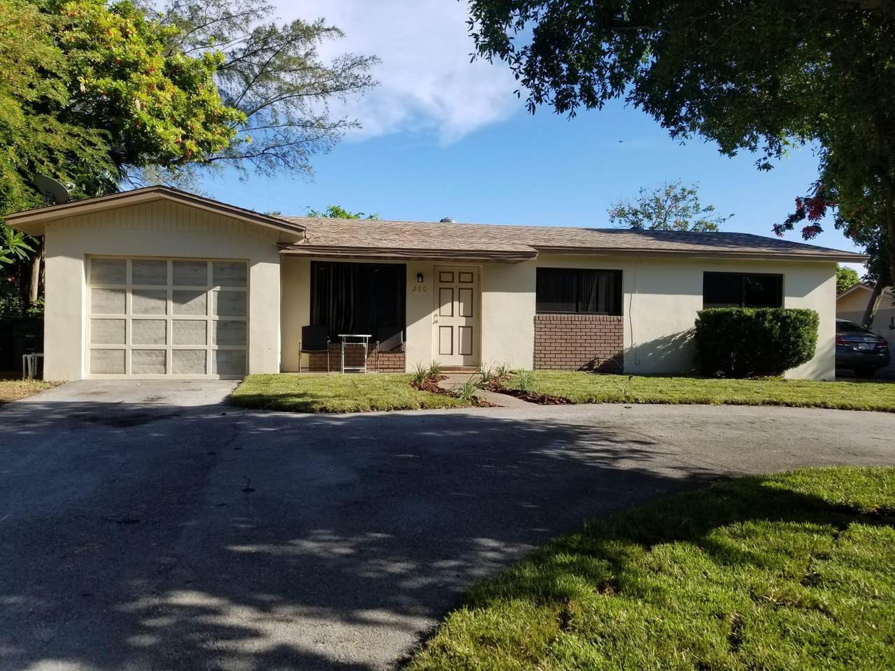 260 36th Street - Photo 1