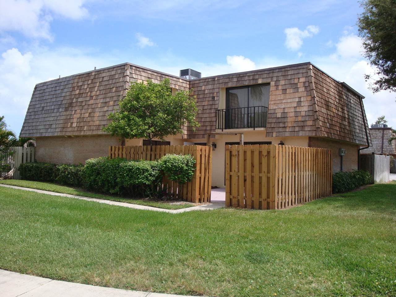 356 Lake Arbor Drive - Photo 1
